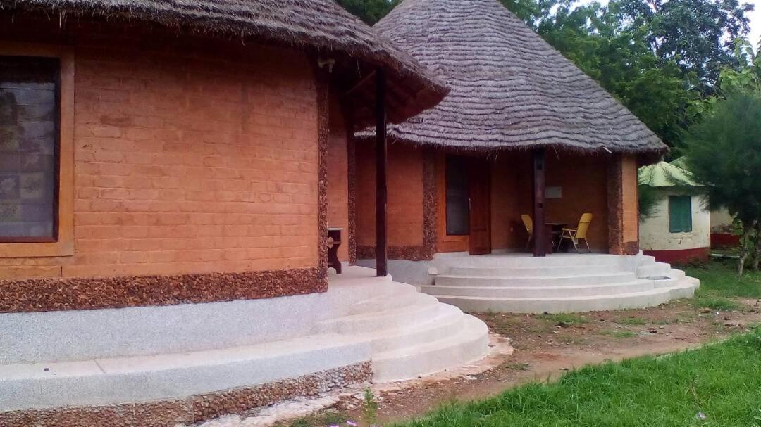 Tendaba Camp Hotel Exterior foto